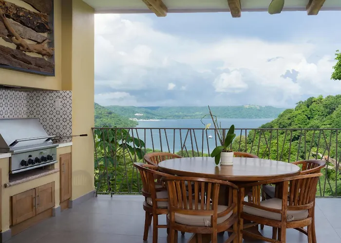 Villa La Experiencia Peninsula Papagayo, Costa Rica Nacascolo